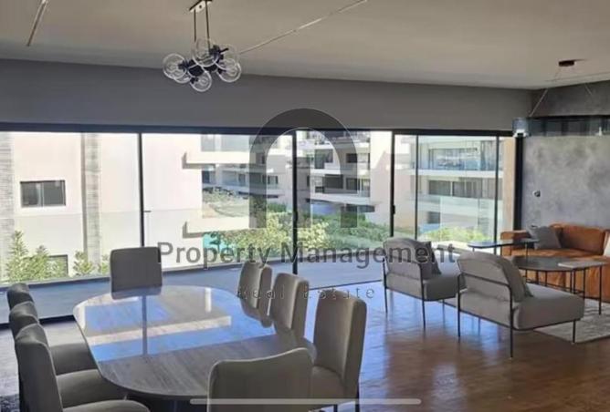 Apartment · 3 BR in Lake View Residence