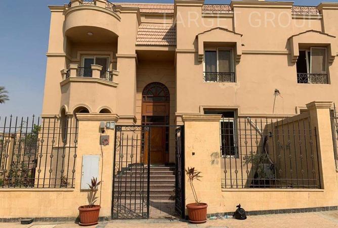 5 BR Villa in Palma, photo 1 of 3