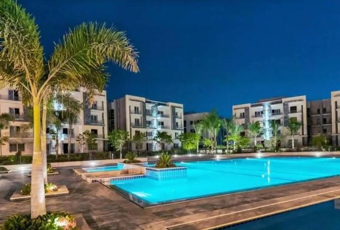 Apartment · 2 BR in Galleria Residence