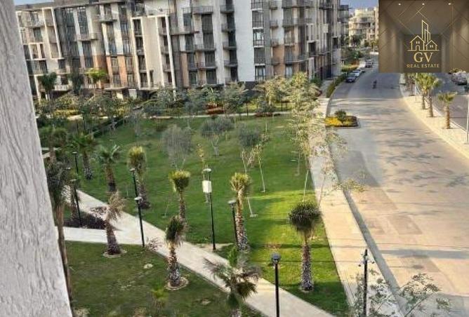 Apartment · 4 BR in Privado
