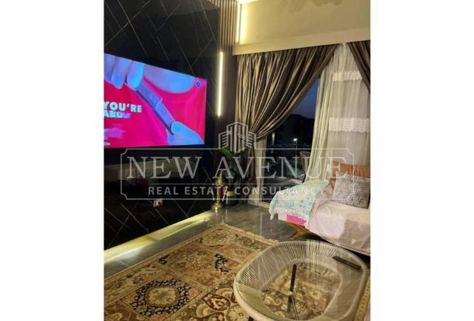 Apartment · 2 BR in Galleria Residence