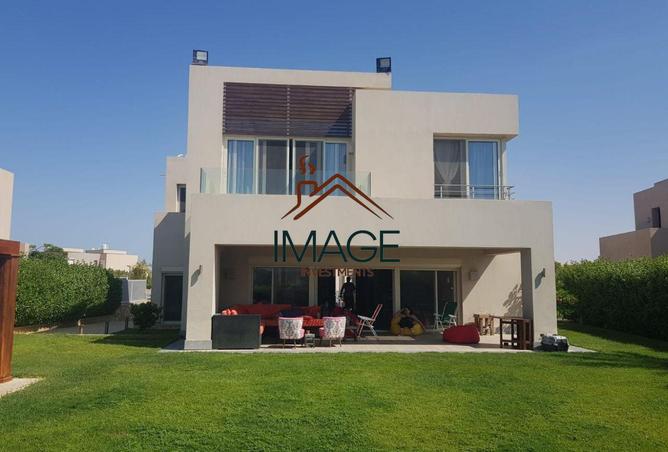 Villa · 5 BR in Golf Views