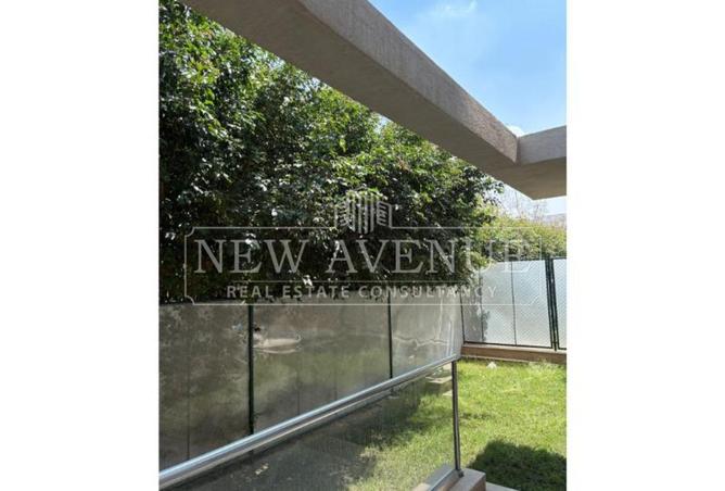 Apartment · 2 BR in Galleria Residence