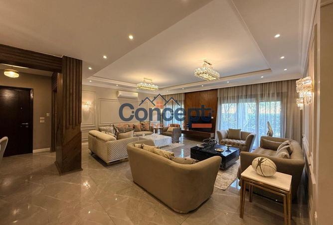Apartment · 3 BR in Eastown Residence
