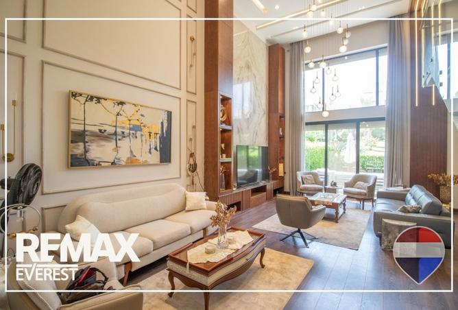 تاون هاوس · ٣ غرف في Six West