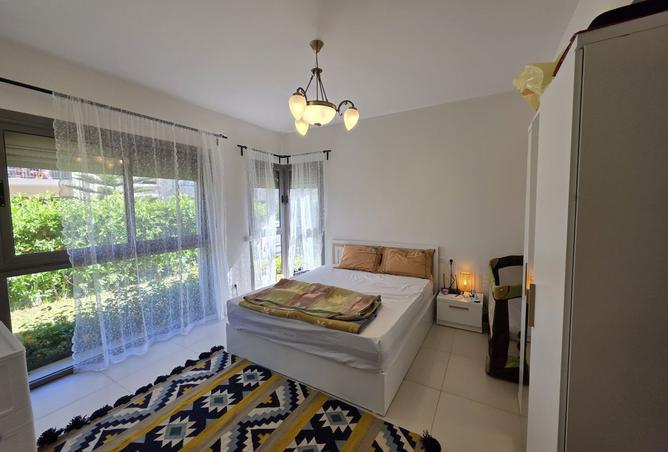 Chalet · 1 BR in Marassi