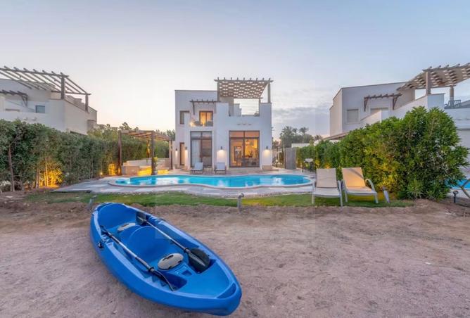 Villa · 6 BR in Ancient Sands Golf Resort