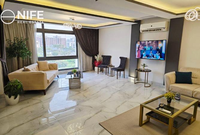 Apartment · 3 BR in Taj City