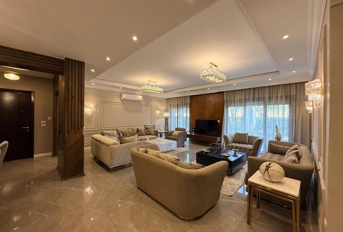 Apartment · 3 BR in Eastown Residence