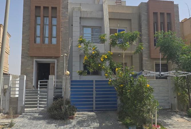 توين هاوس بـ٤ غرف نوم في Lavida Al Bustan، صورة ١ من ٣