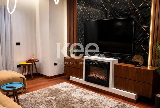 Apartment · 3 BR in Eastown Residence