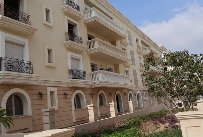 Apartment · 2 BR in Hyde Park