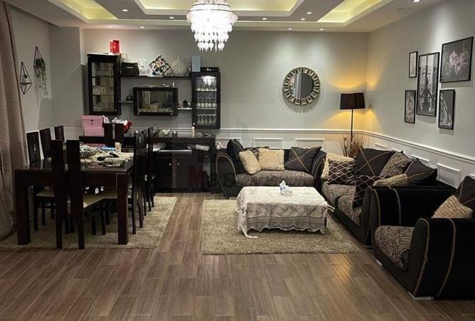 شقة · ٣ غرف في Zizinia Family Housing