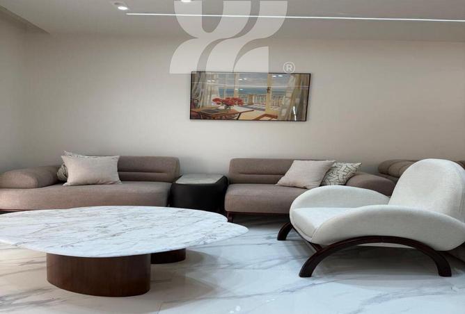 Apartment · 3 BR in Galleria Residence