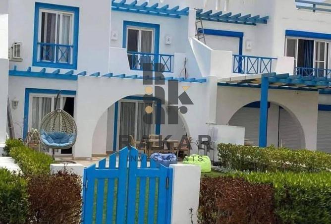 Chalet · 3 BR in Mountain View Ras El Hekma