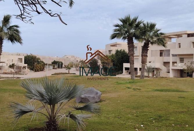 Chalet · 3 BR in Golf Views