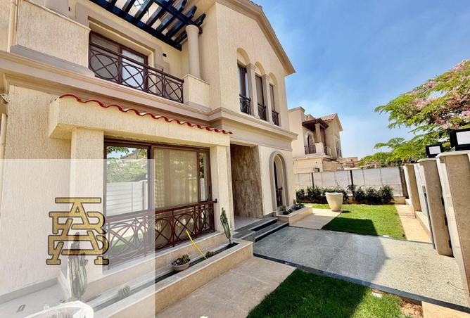 Villa · 4 BR in Privado
